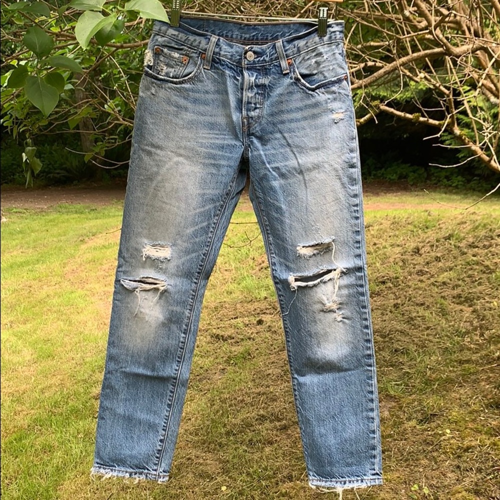 Levi’s 501 distressed jeans
